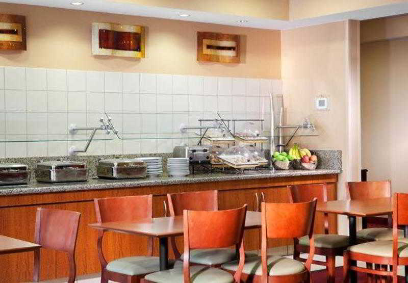 Sonesta Es Suites Dallas Central Expressway Restaurant bilde